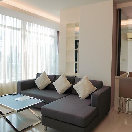 Naki Suites @ Silvertown Phnom Penh Exterior foto